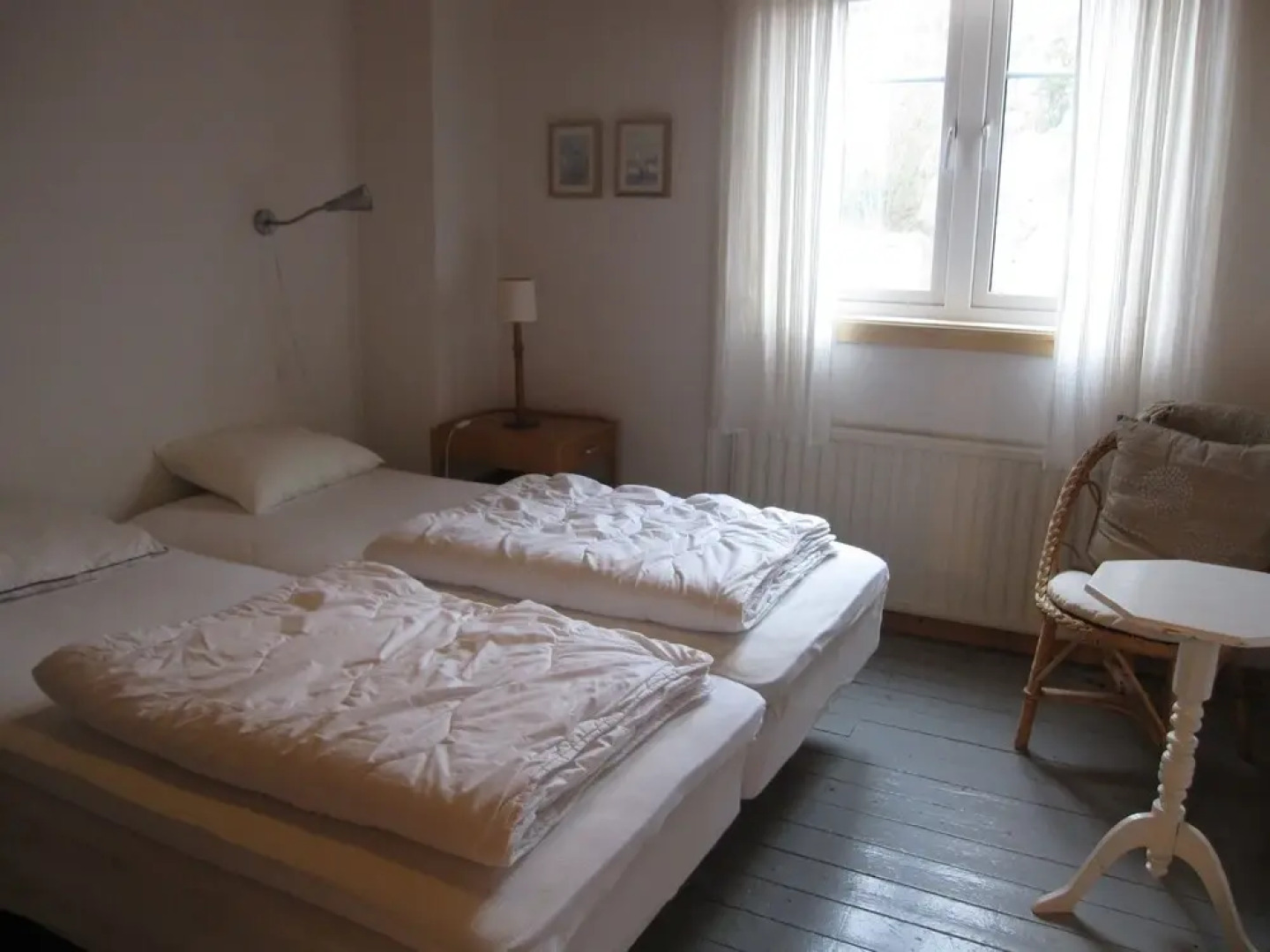 Kustnära Vandrarhem - Hostel