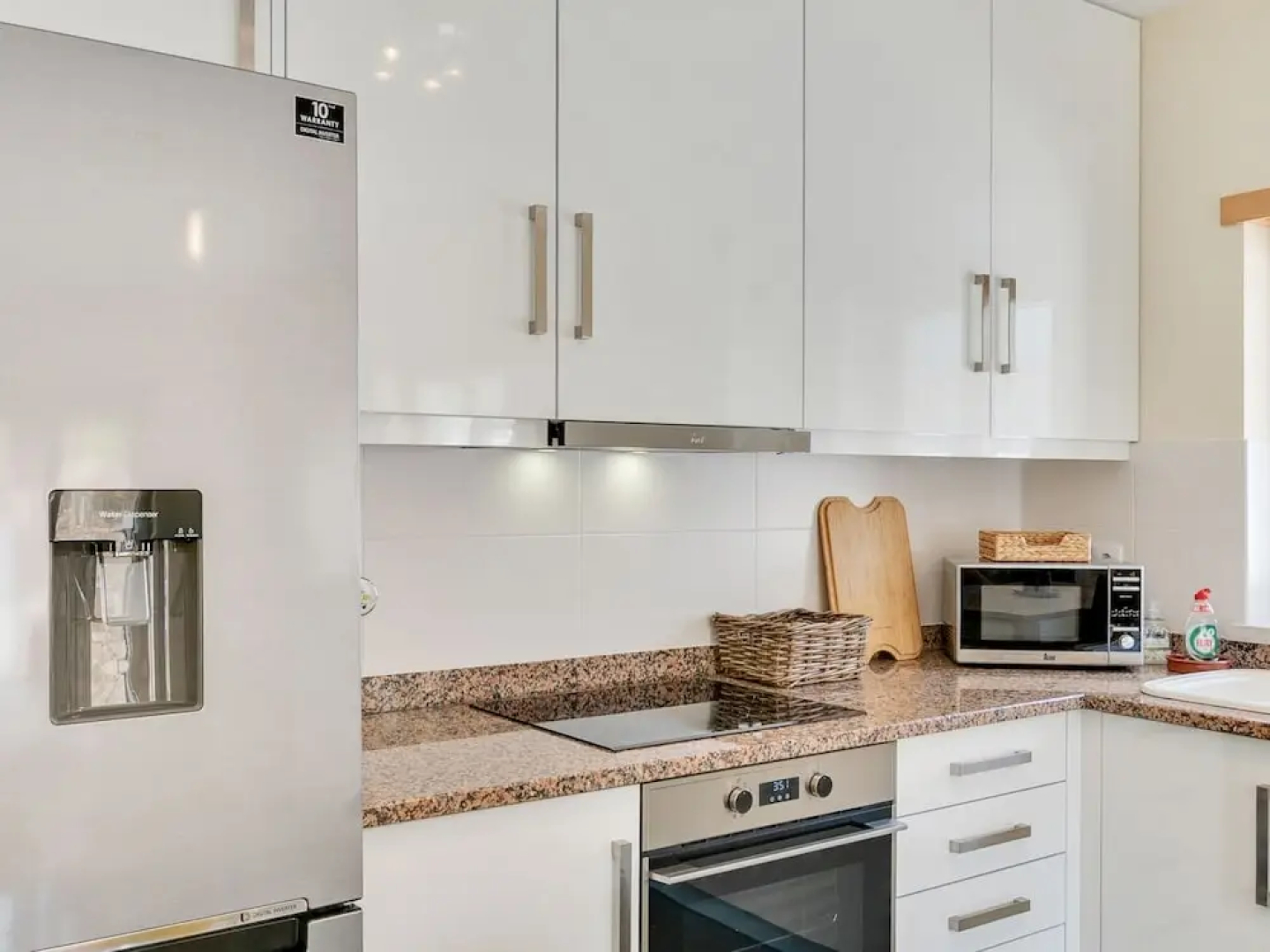 Modern Holiday Home in Lisbon With Private Pool & Jacuzzi! Ncasa Aurélie