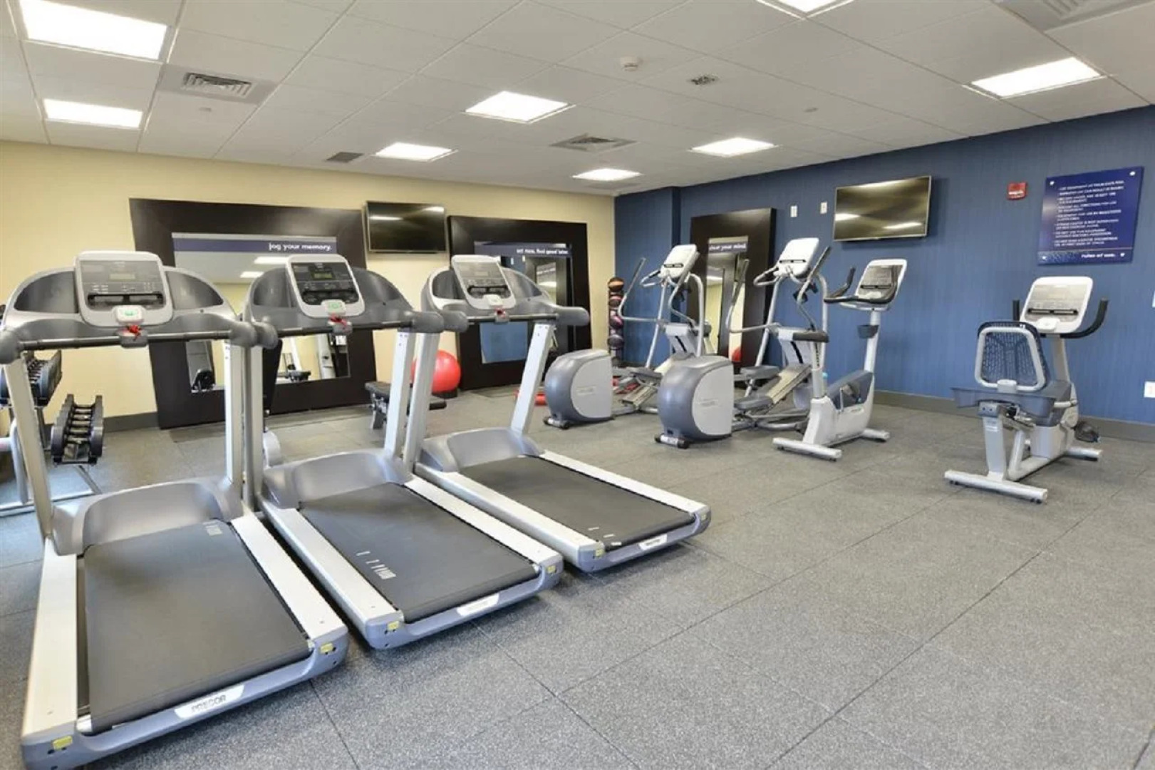 Hampton Inn & Suites Chippewa Falls