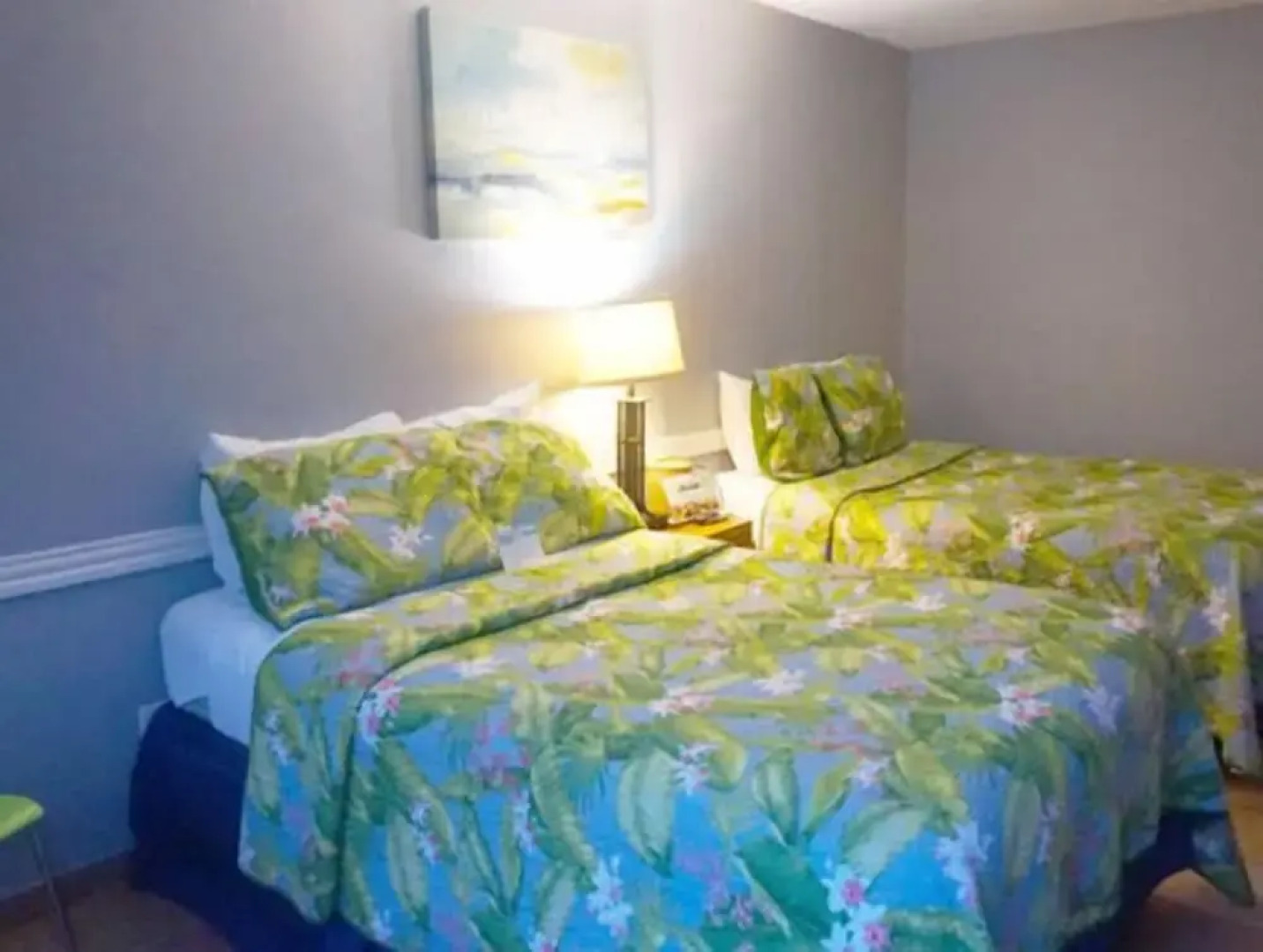 Upper Deck Hotel and Bar - Adults Only