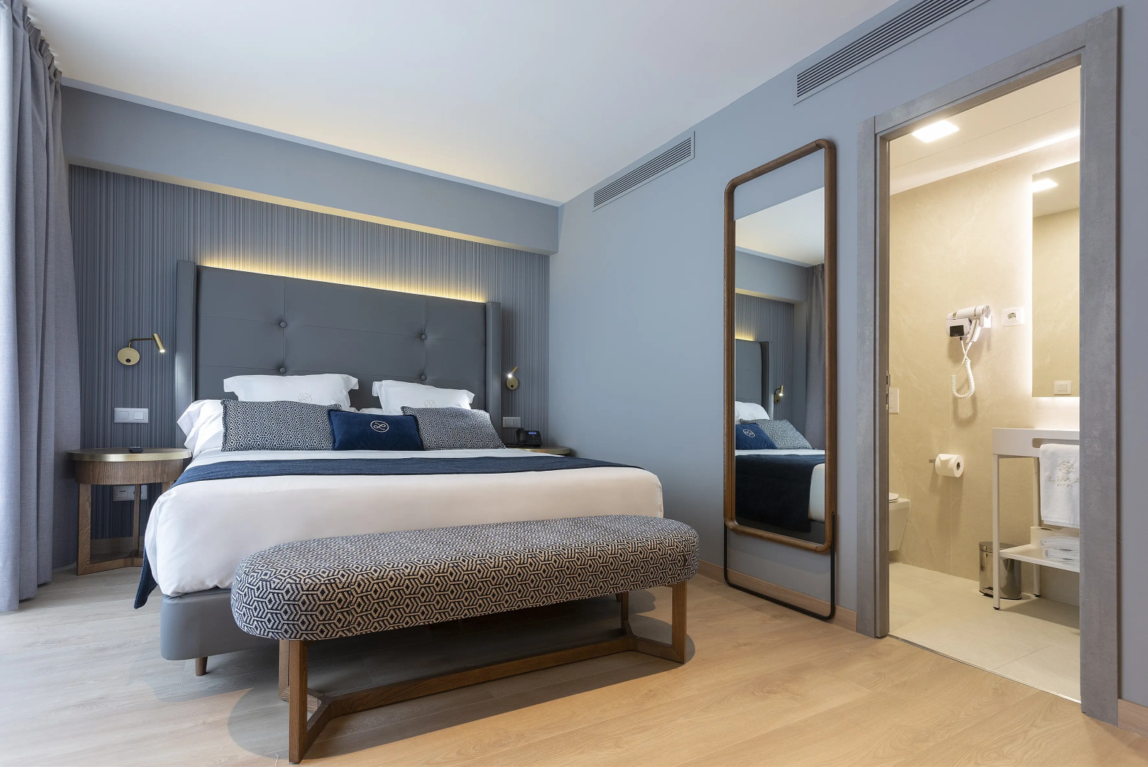 Hotel Lima - Adults Recommended