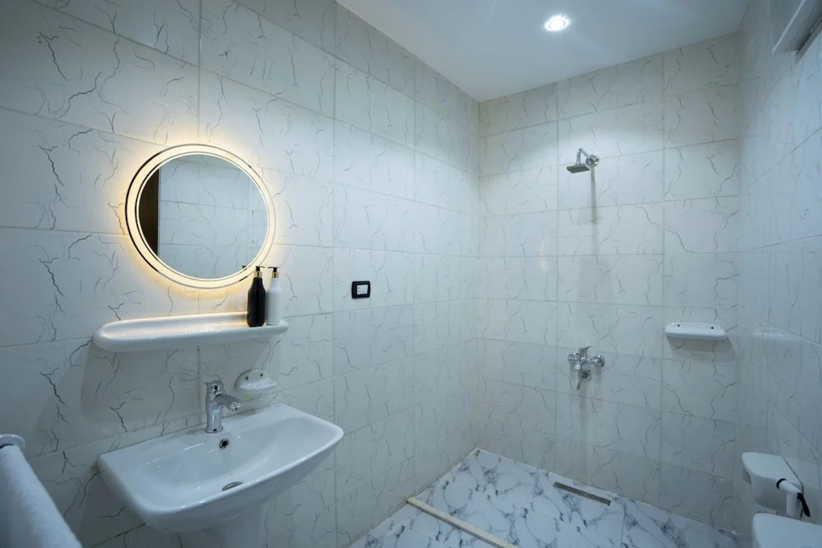 King of Pharaohs Pyramids View