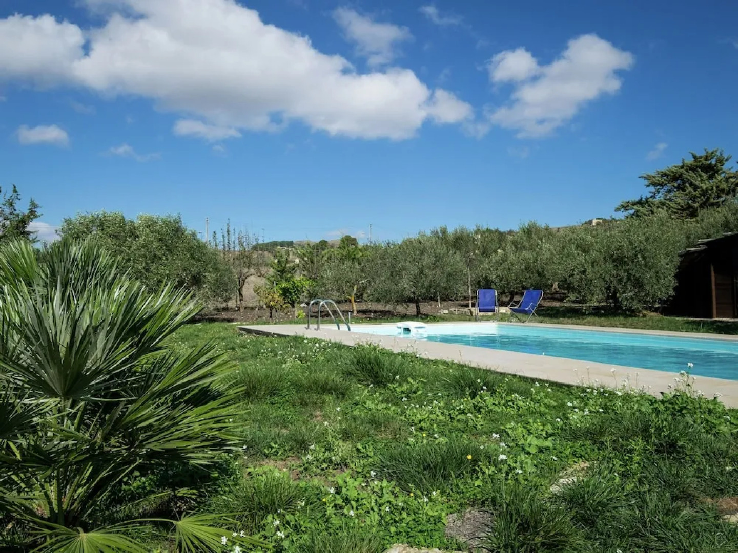 Apartment in Annex With Swimming Pool Right in the Sicilian Countryside