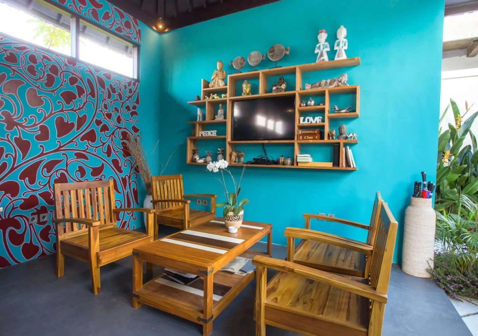 Solo Villas and Retreat