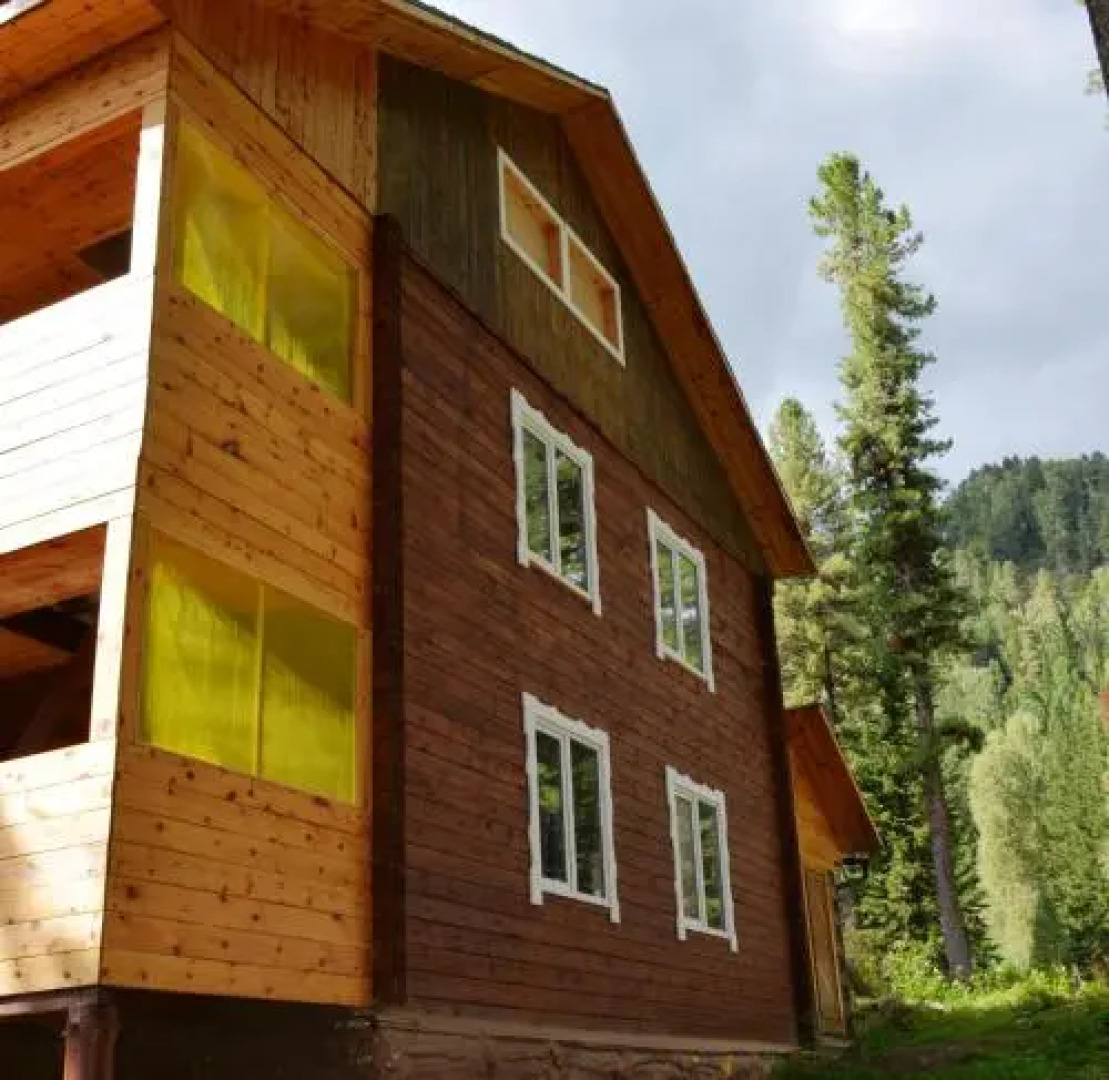 Green House at Teletskoye Lake