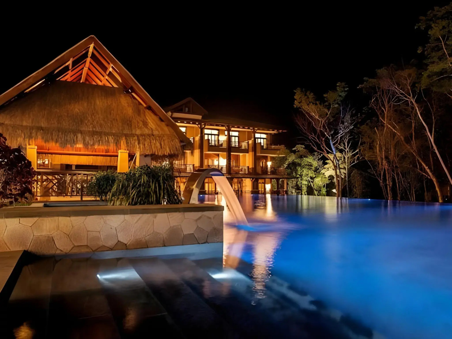 Wuzhishan Yatai Rainforest Resort Hotel