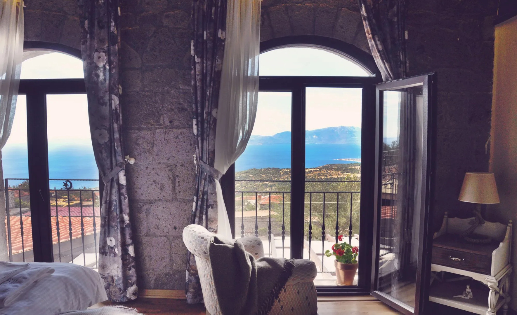 Assos Sunaba Kasri - Special Class