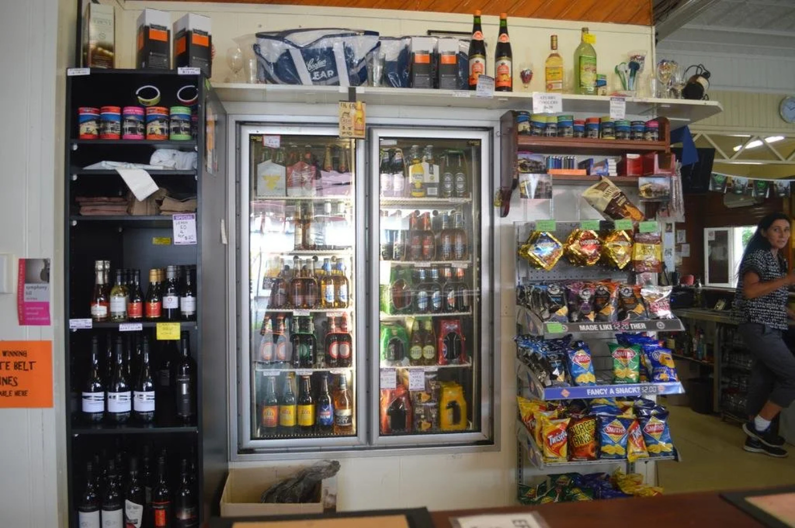 Killarney Hotel-Motel