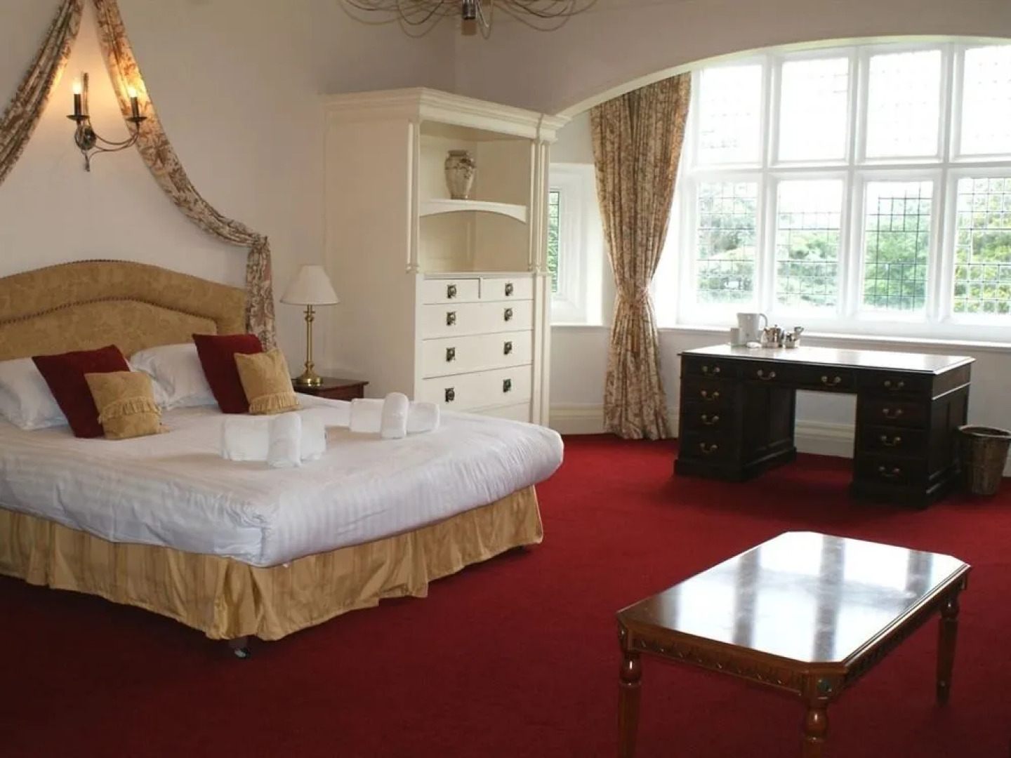 Caer Rhun Hall Hotel