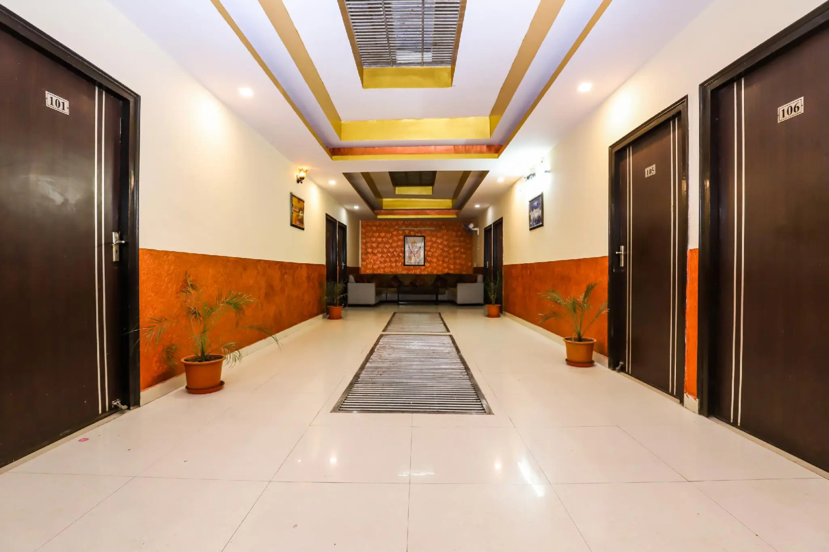 OYO Flagship 12742 Vasundhra Heights