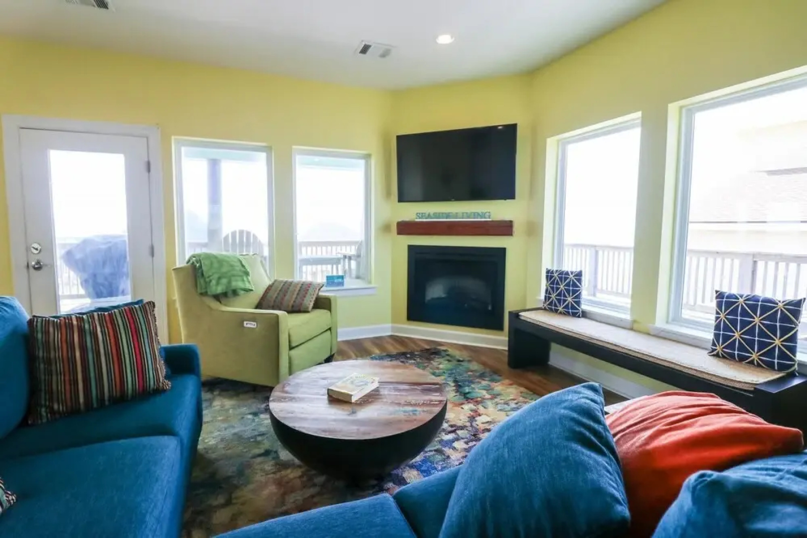 A Wave From It All Stay ON the Beach With Ocean Views From 2 Decks