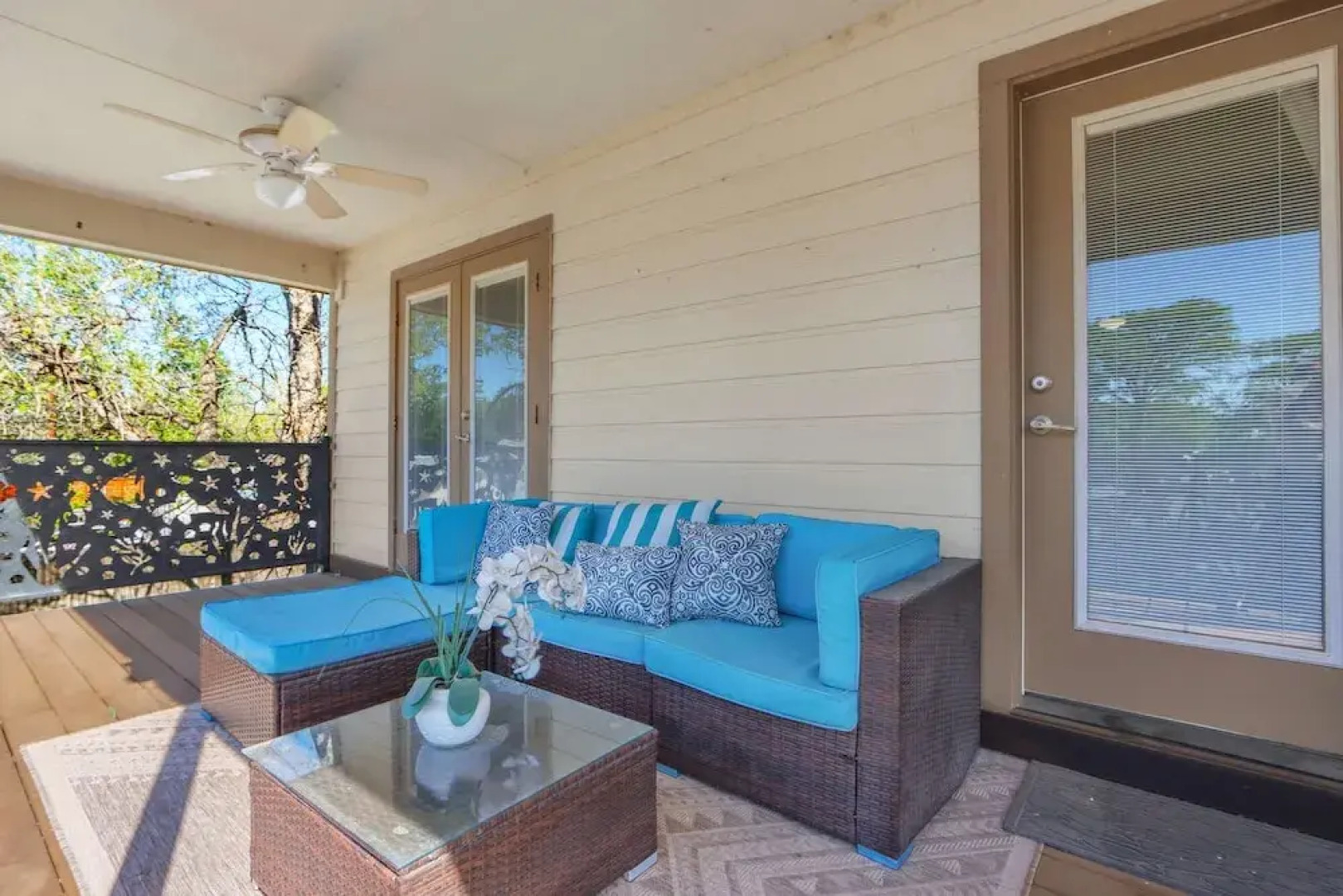 Spacious Retreat & Game Room Sleeps 12