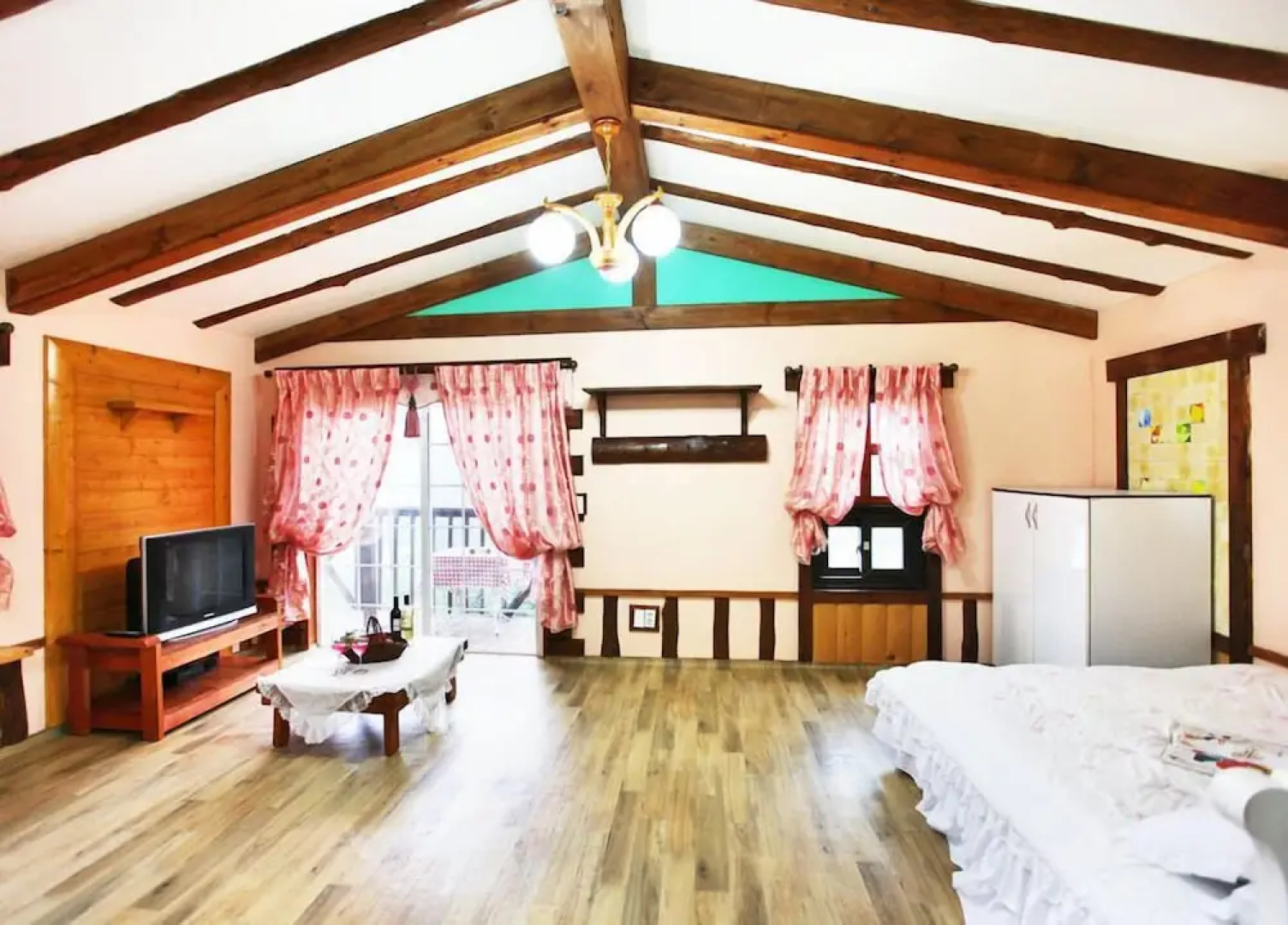Jeongseon Starry Glow Camping Pension