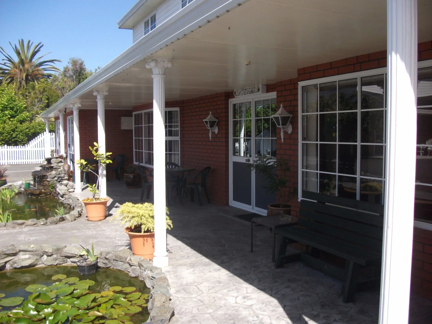 Admirals Motor Lodge