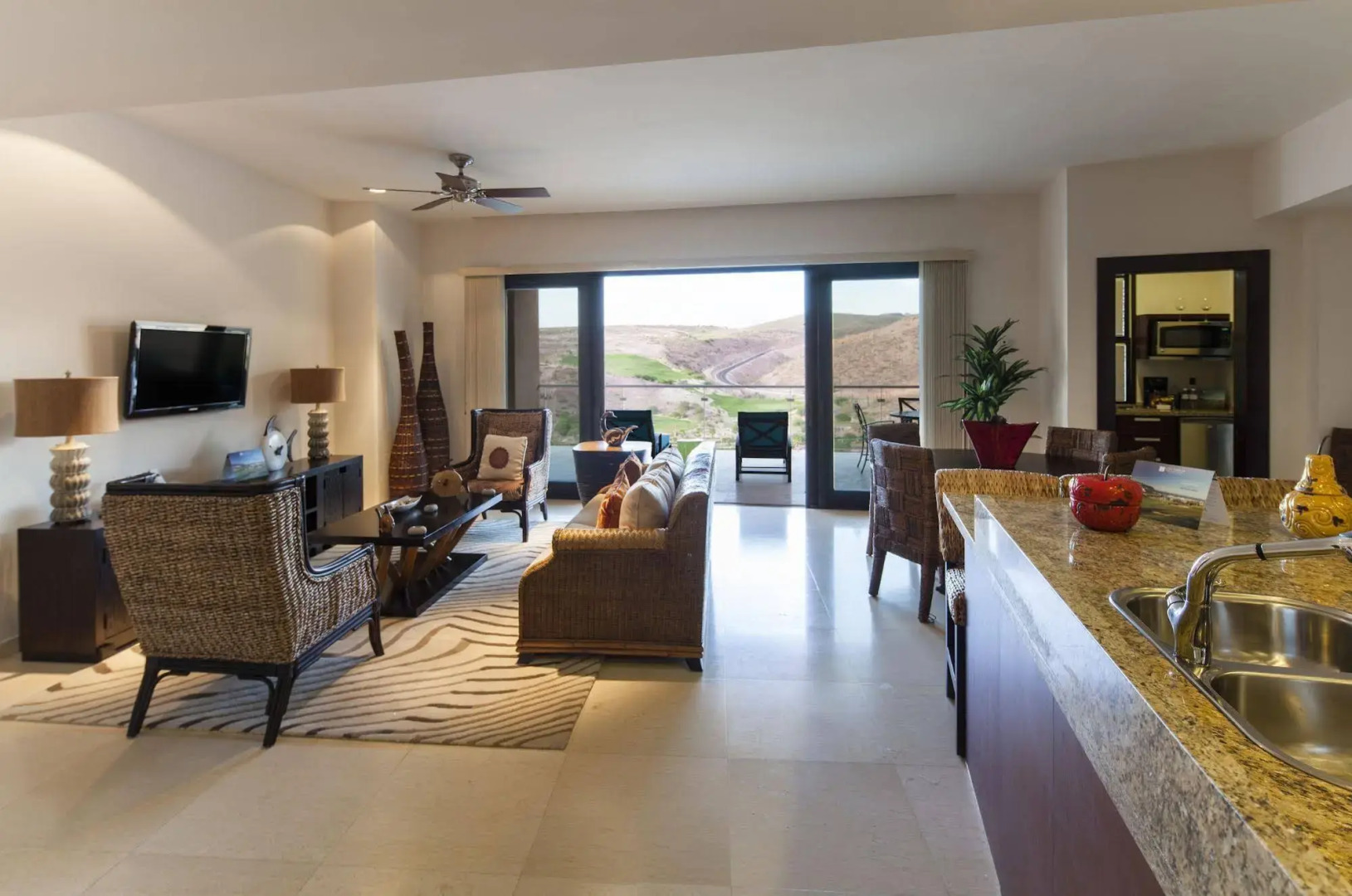 Puerta Cortes Residences