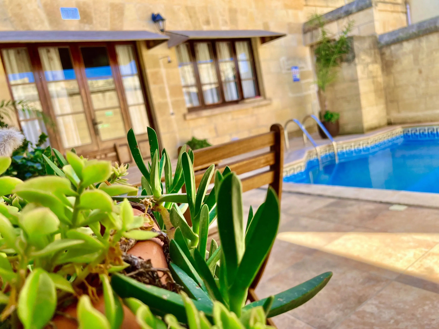 Grotto's Paradise B&B