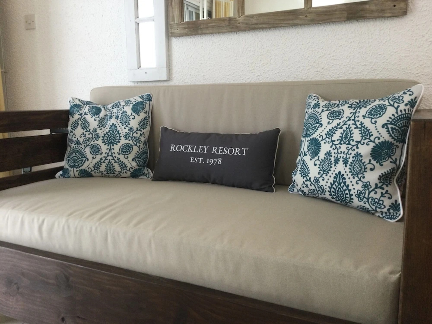 Moonshine 316 Rockley Golf Club