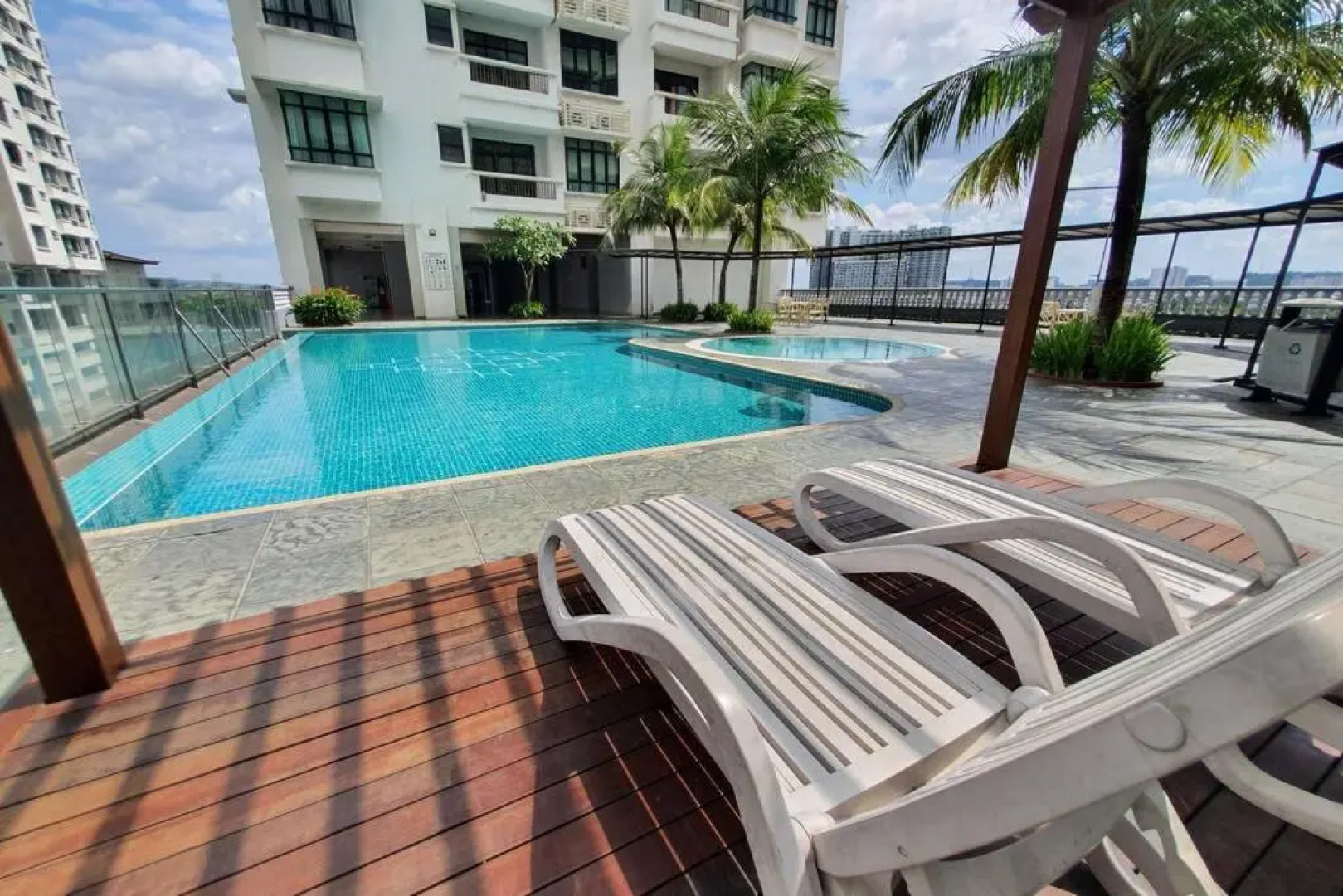 HERITAGE 1 - HOMESTAY Studio 4Pax, FREE WIFI, FREE PARKING - SERVICED RESIDENCE