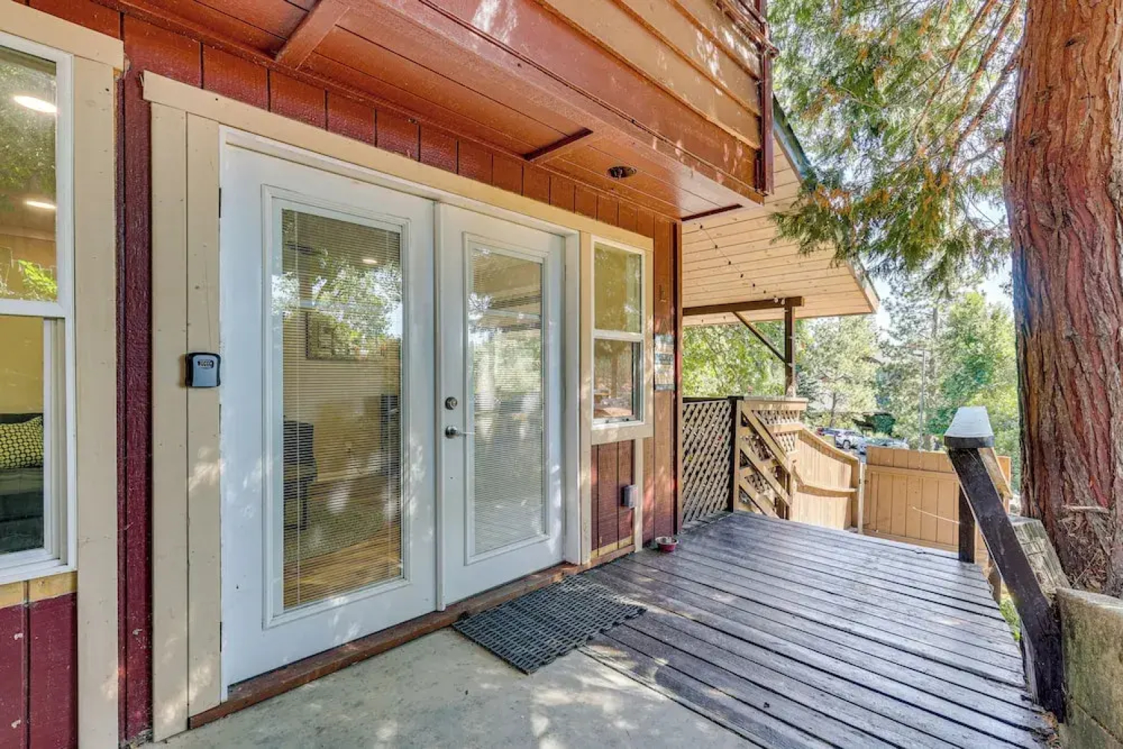 Walk to Marina: Central Bass Lake Studio w/ Deck!
