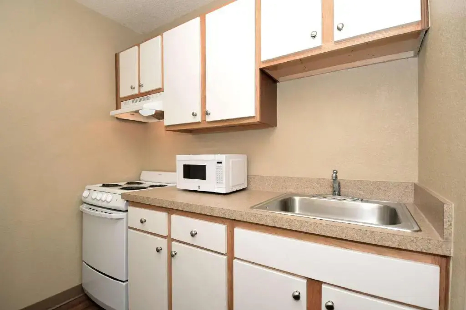 Extended Stay America Select Suites - Raleigh - Cary - Regency Parkway S