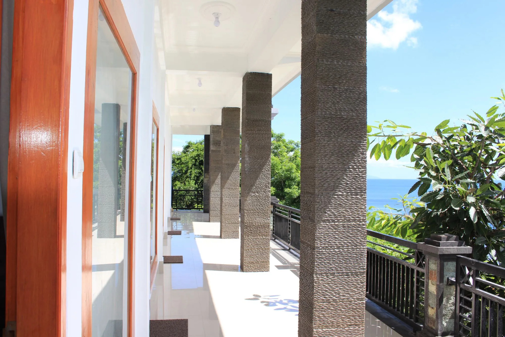 Manta Cottage Seaview Plus