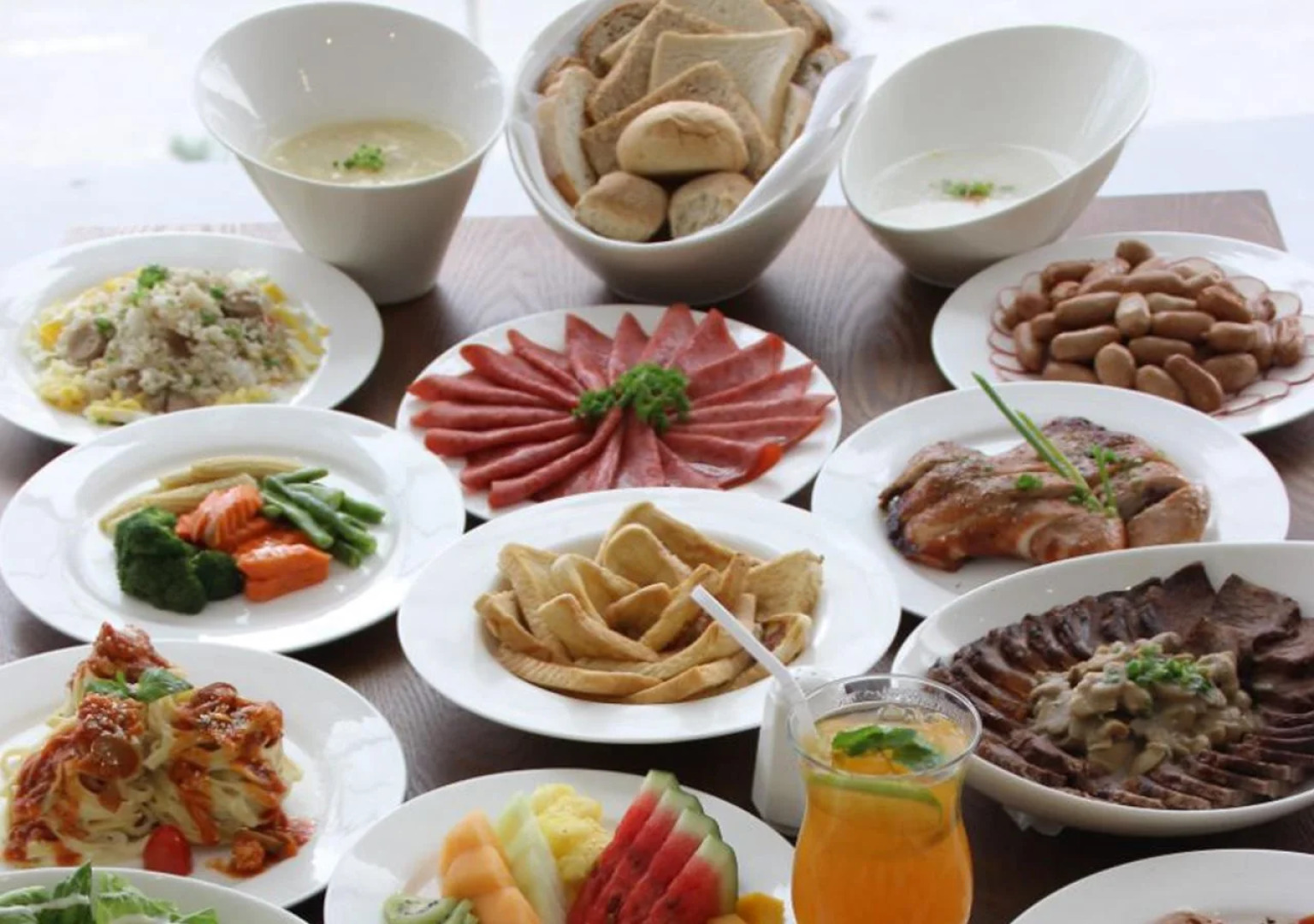 Golden Phoenix Hotel - Manila