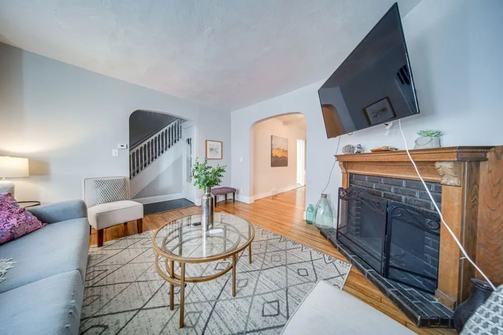 Pet-friendly Cleveland Townhome, 2 Mi to Downtown!