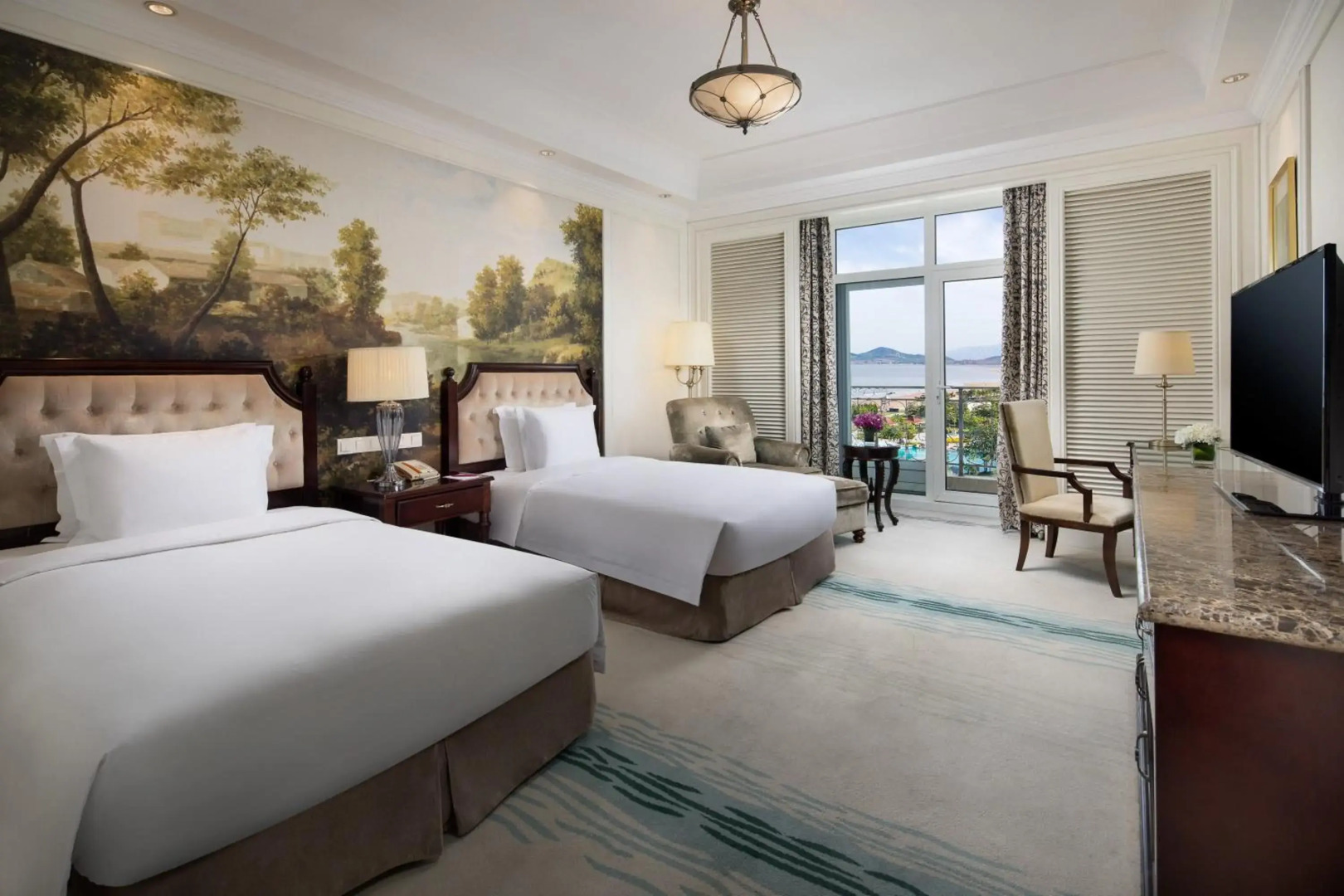 Crowne Plaza Qingdao Ocean Spring Resort by IHG