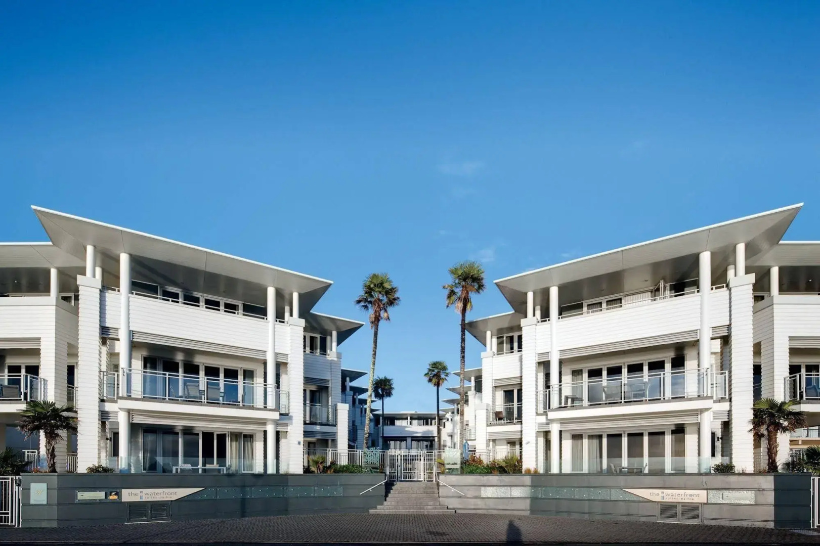 The Waterfront Suites - Heritage Boutique Collection