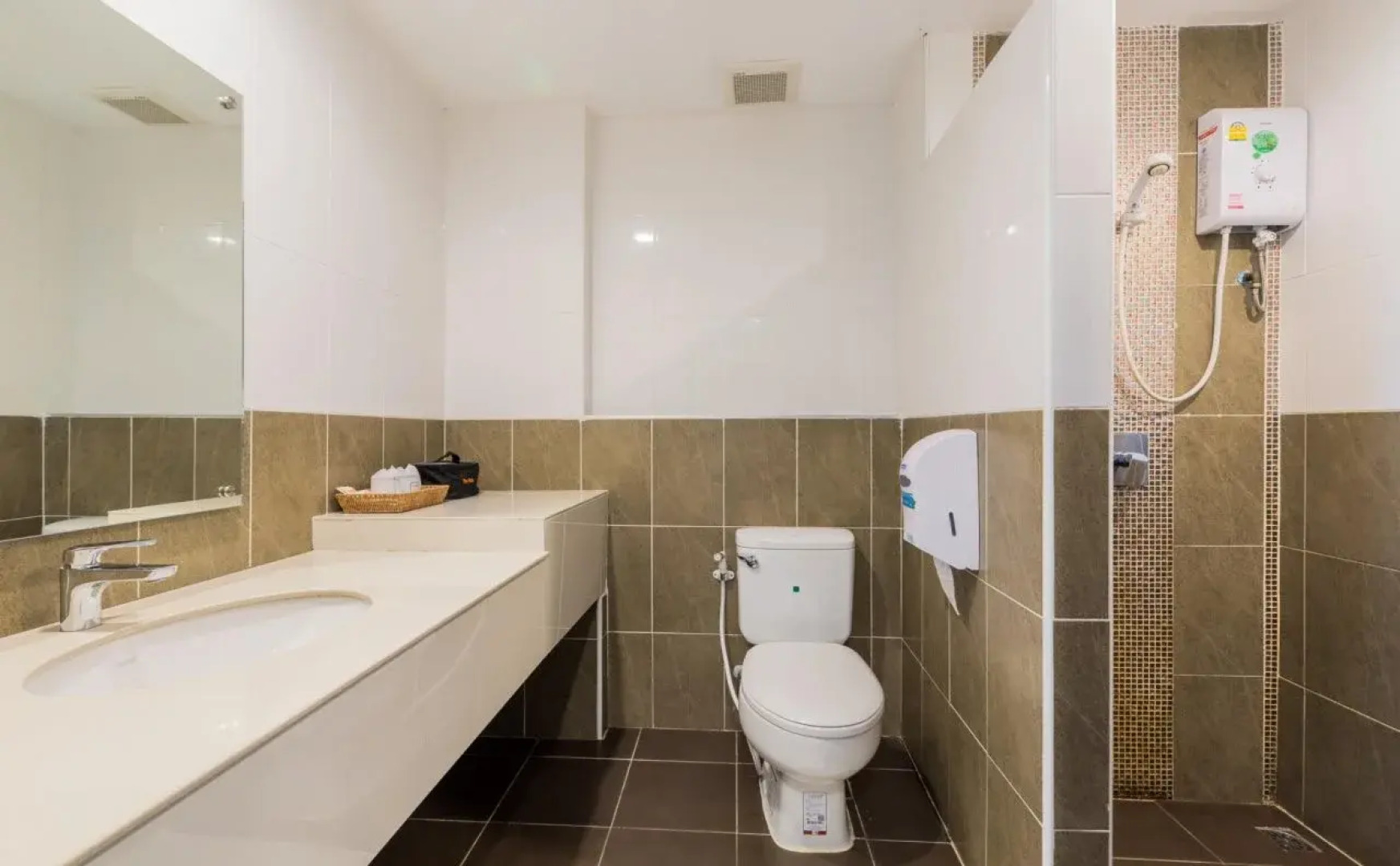 The Rich Hotel Ubonrachatani