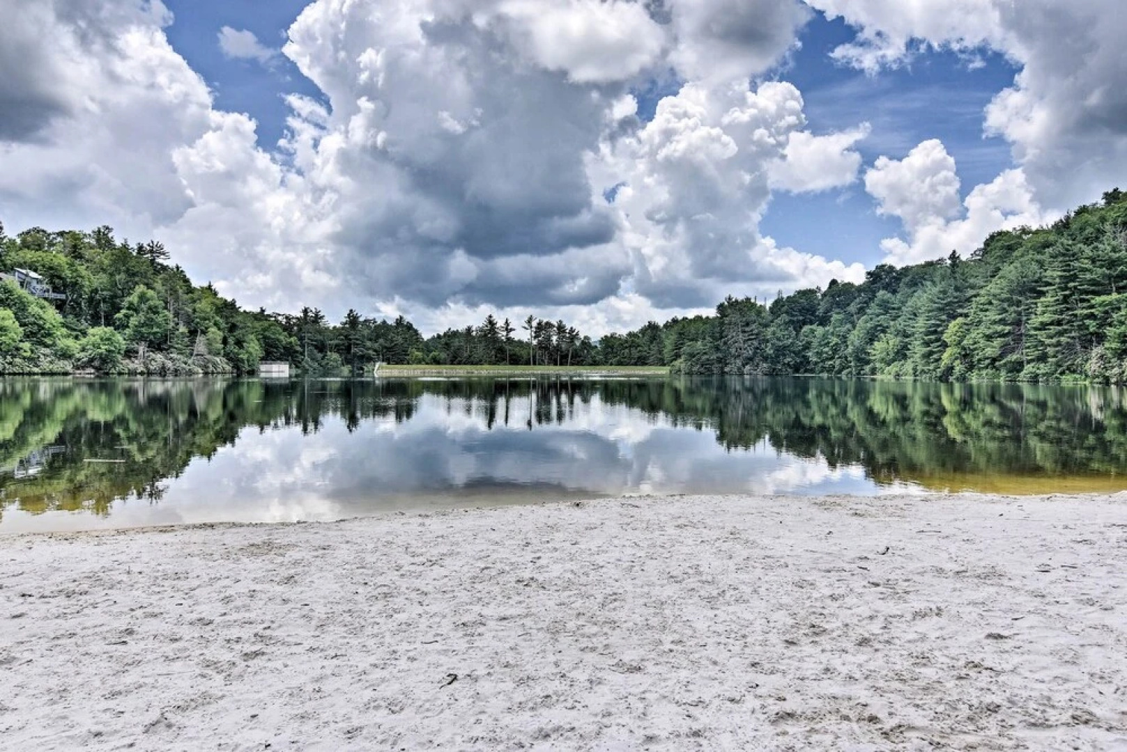 10 Mi to Sugar Mountain! Cozy Cabin in Newland