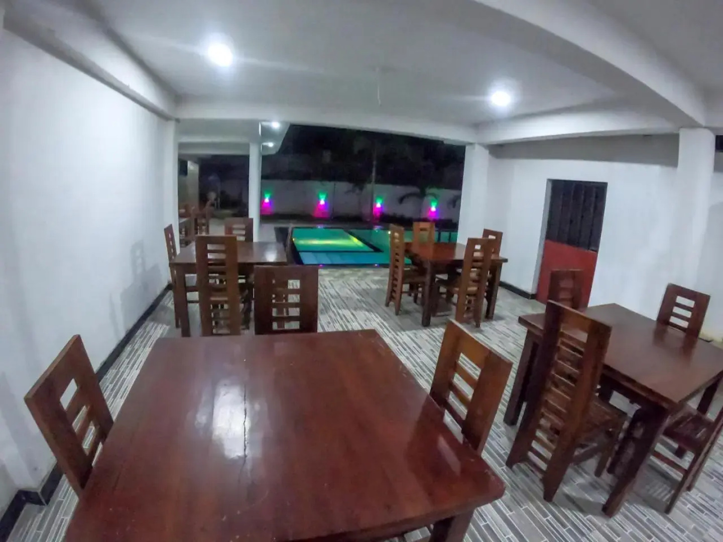 Singha Guest House