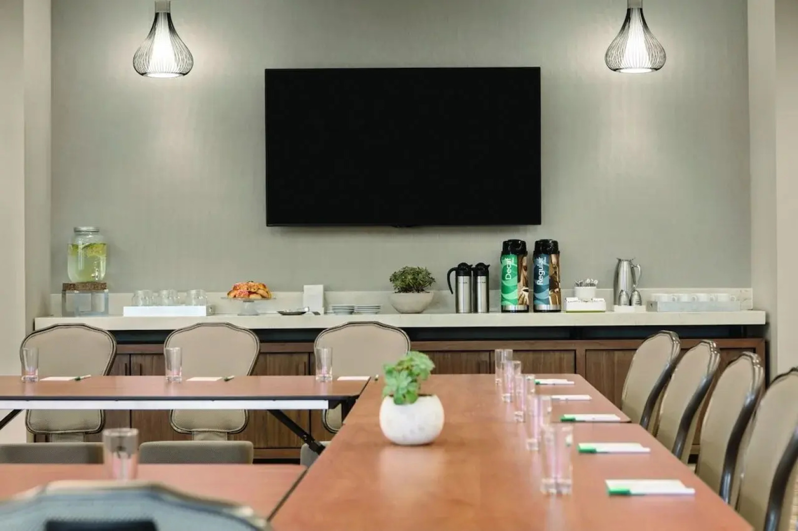 Fiesta Inn Suites Aeropuerto del Bajío