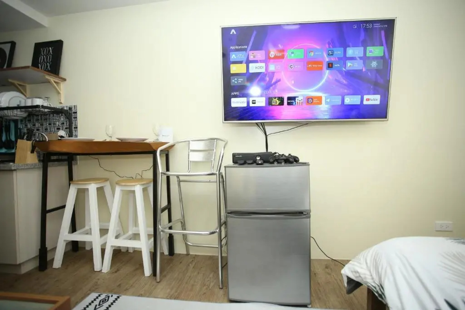 A2J Executive Studio Suite Near Enchanted Kingdom