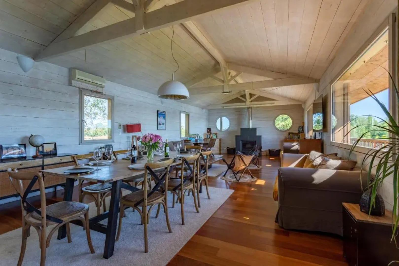 Au Bord de L'eau - Grande Maison - Baurech Insolite