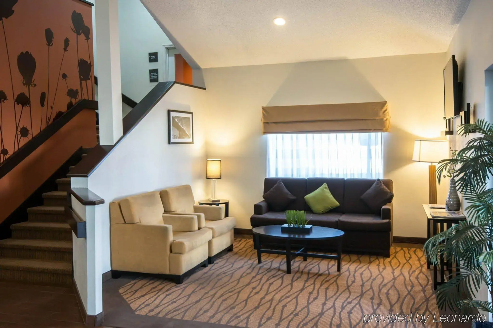 Clarion Inn & Suites DFW North