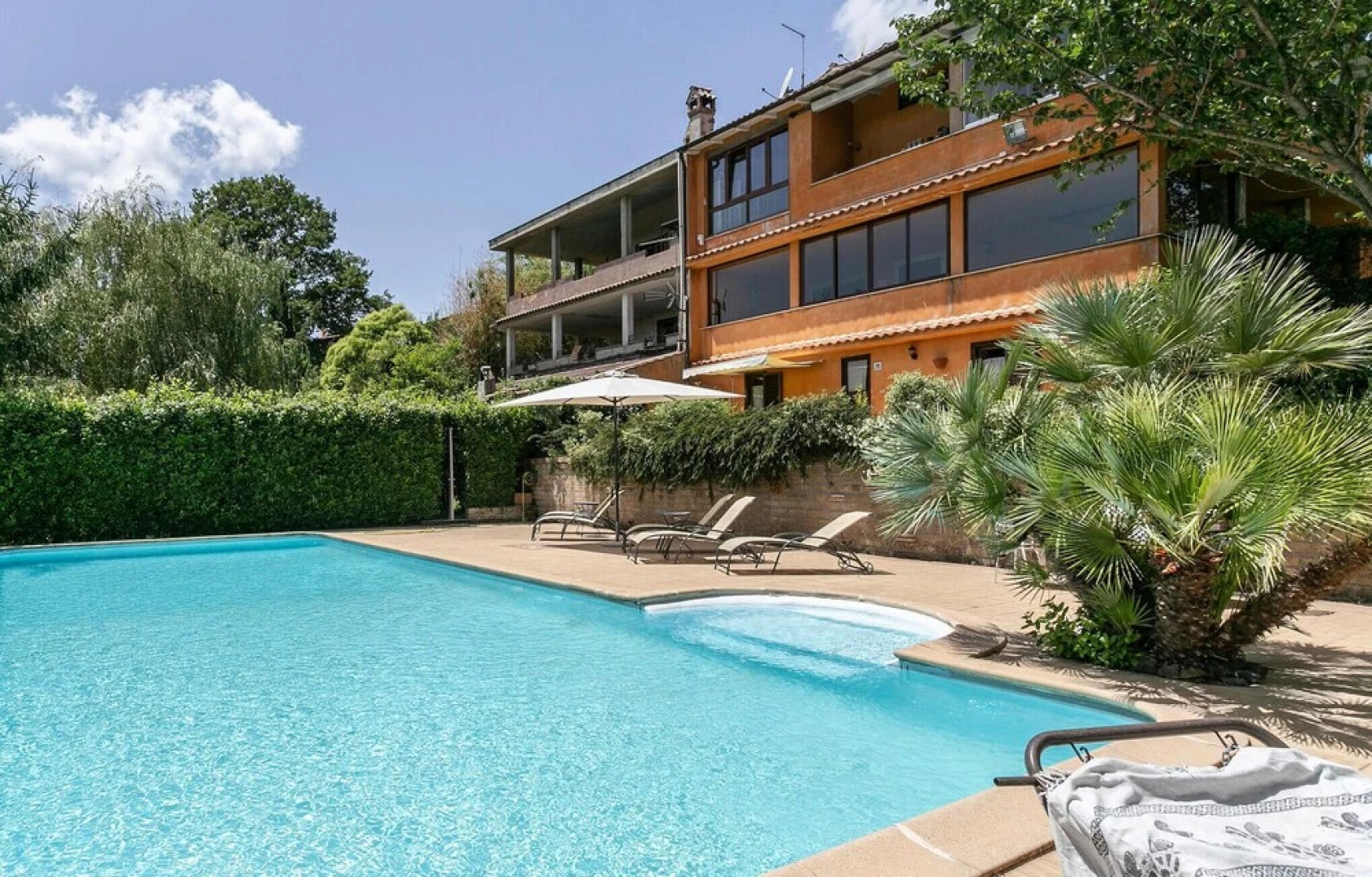 Nice Home in Bassano Romano With 4 Bedrooms, Outdoor Swimming Pool and Swimming Pool