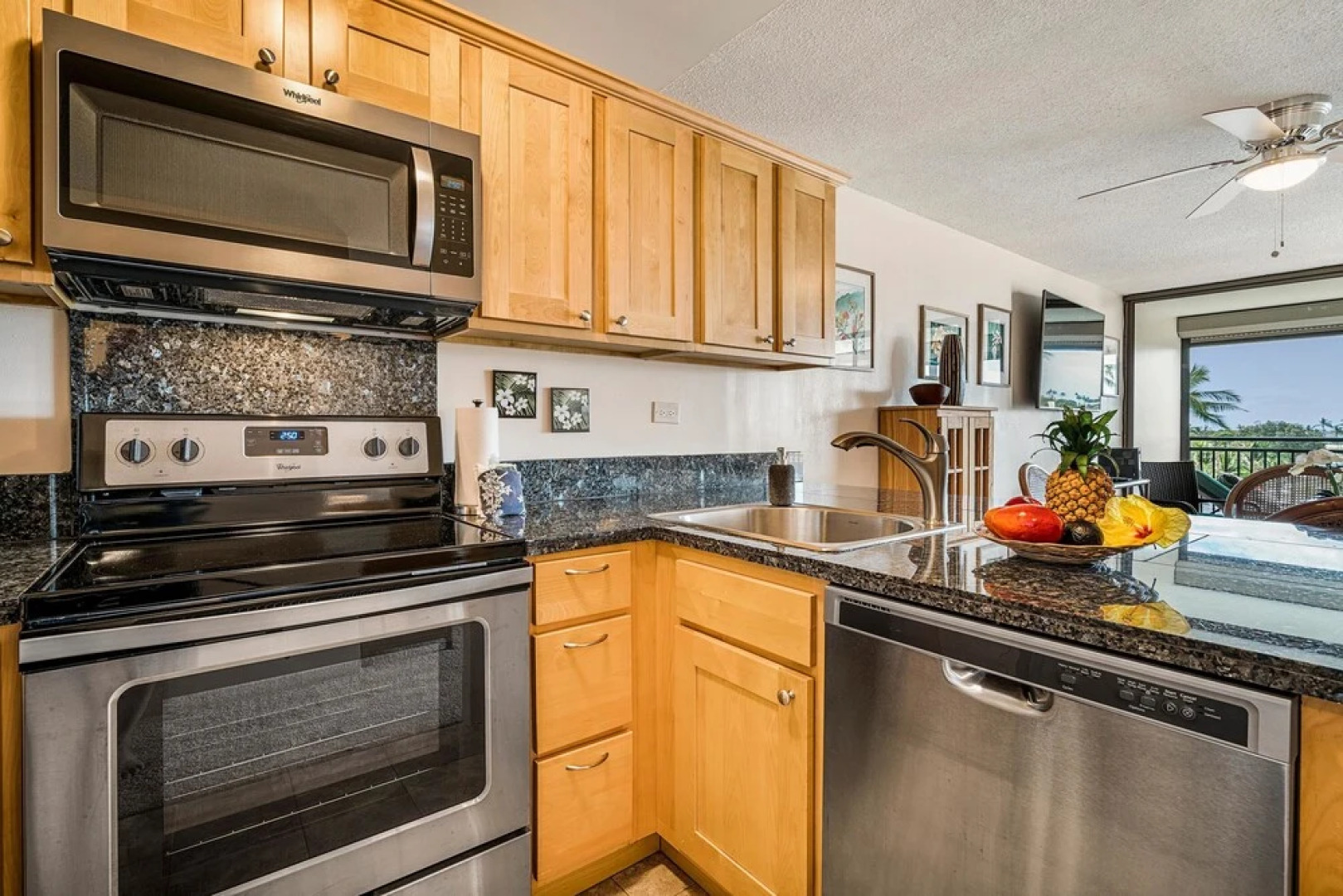 Kona Alii 403 by RedAwning