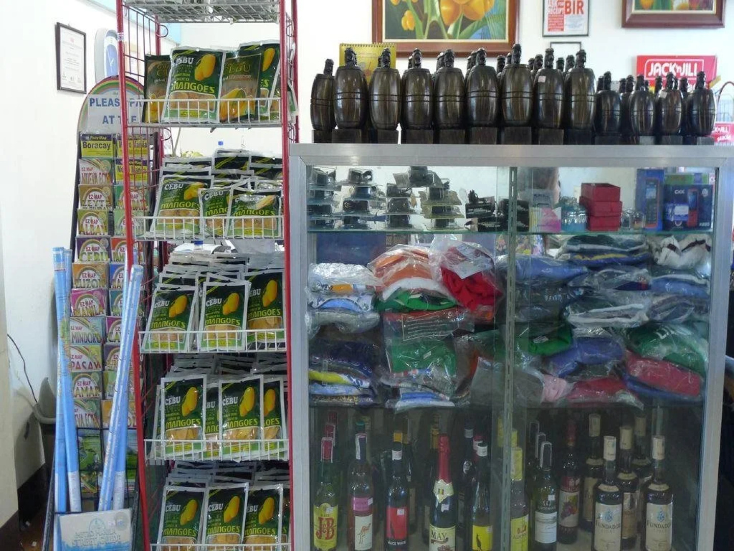 Siayan Travellers Inn