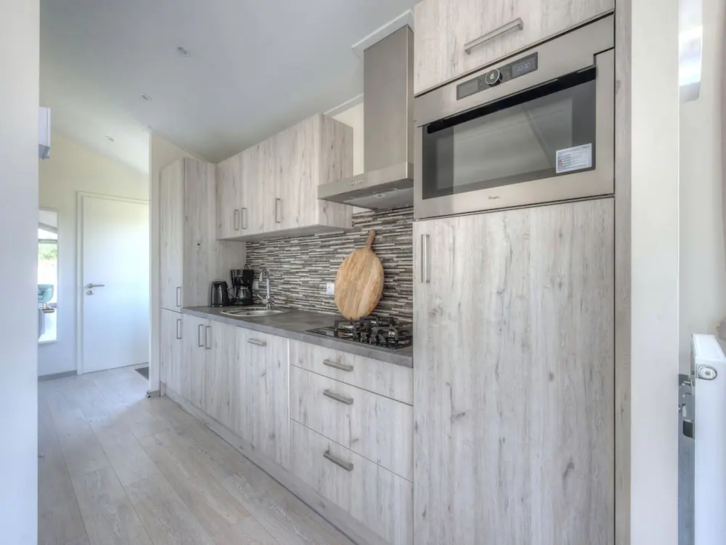 Modern Chalet With Combi Microwave, Near Rockanje