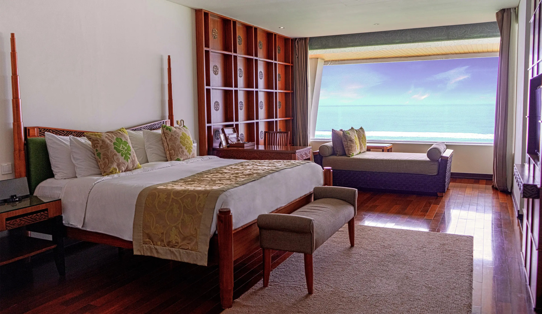 Samabe Bali Suites & Villas