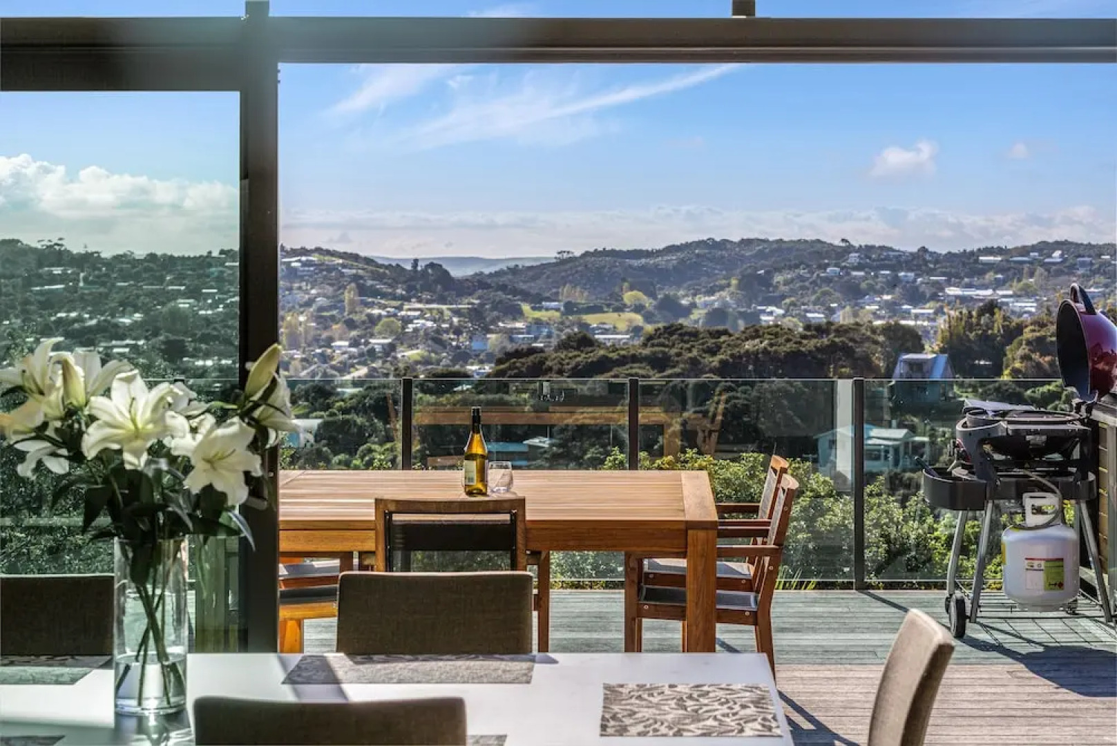 Taonga with panoramic sea views