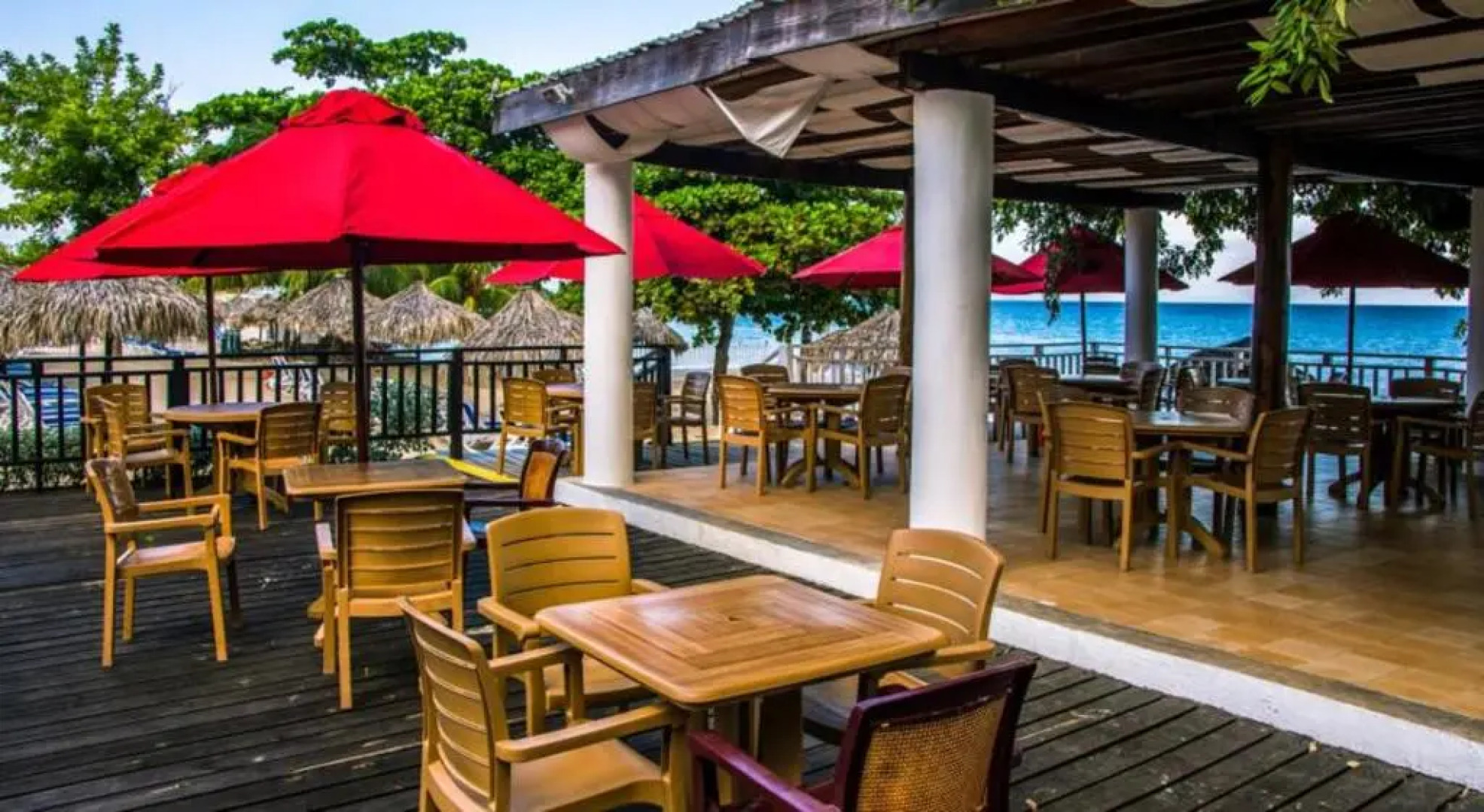 Grand Decameron Montego Beach, A Trademark All-Inclusive Resort