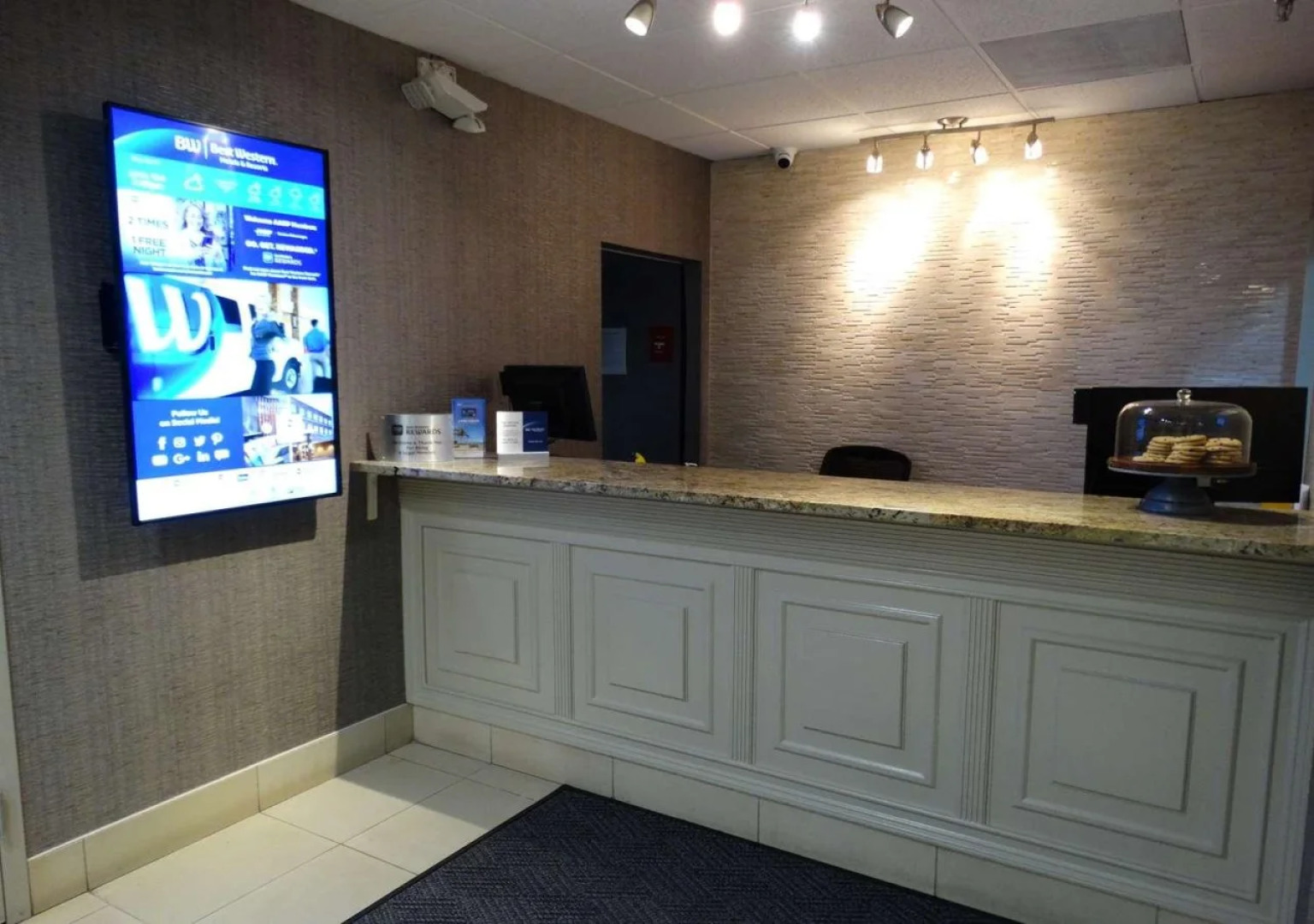 Comfort Inn & Suites