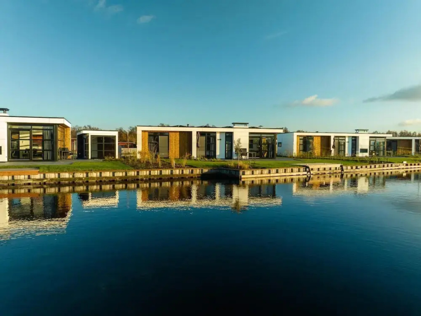 Loosdrecht Water Villa