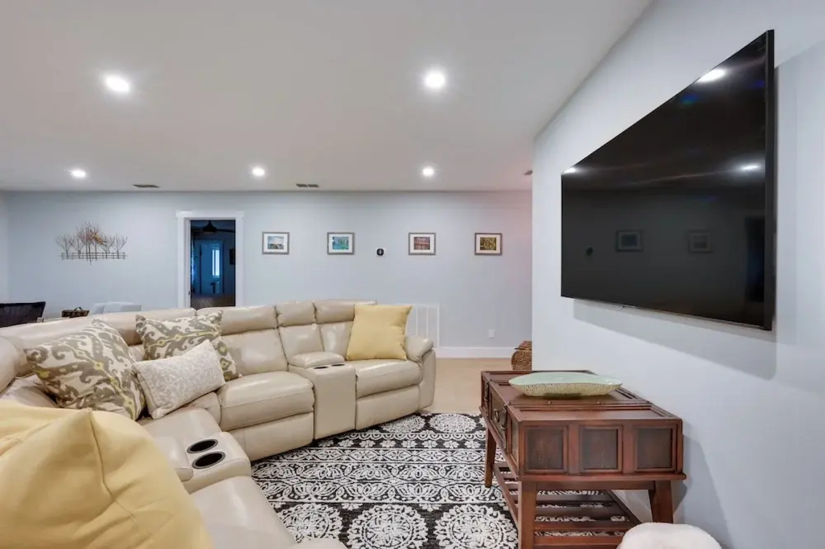 Inverness Getaway ~ 4 Mi to Henderson Lake!