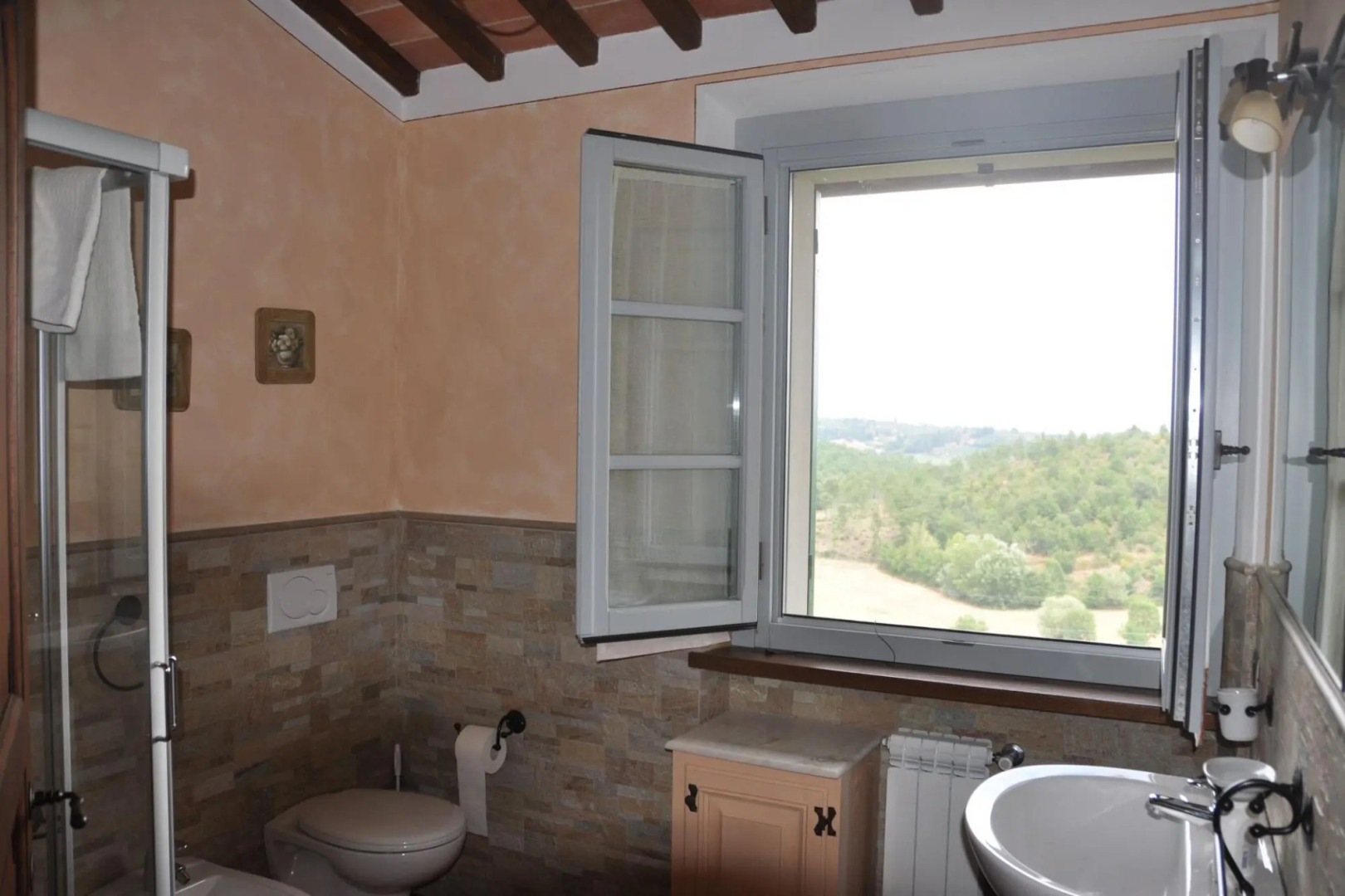 Beautiful villa sleeps 8 with private garden and pool-VILLA AGRIROSA