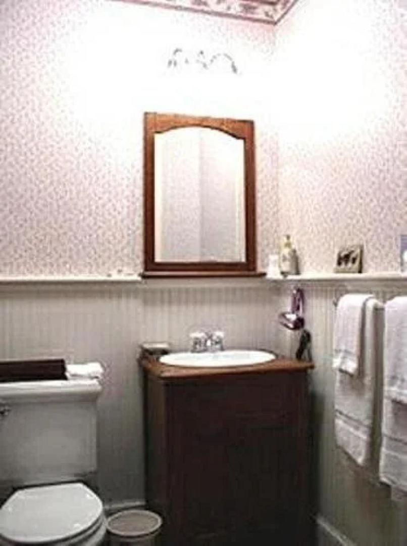 Lackawanna Bed & Breakfast