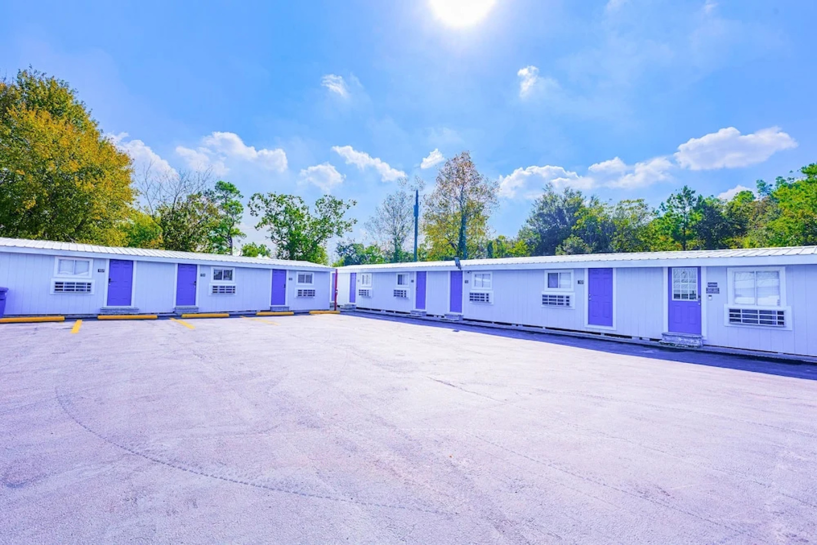 Sands Inn by OYO Winnie