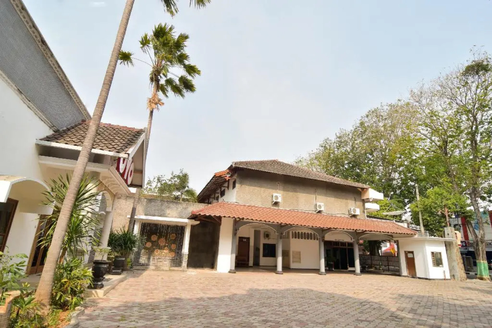 OYO 1232 Hotel Basra